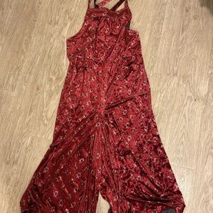 NATURAL LIFE Burgundy Floral Velvet Jumpsuit